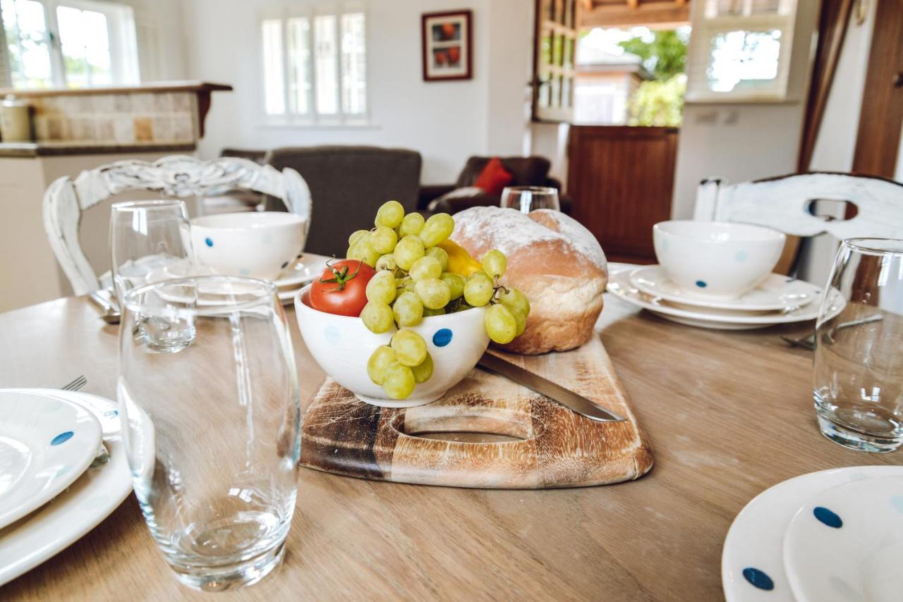 Chichester Cottage Funtington Экстерьер фото